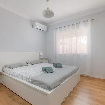 The One Ap Apartment Quarteira Exterior photo